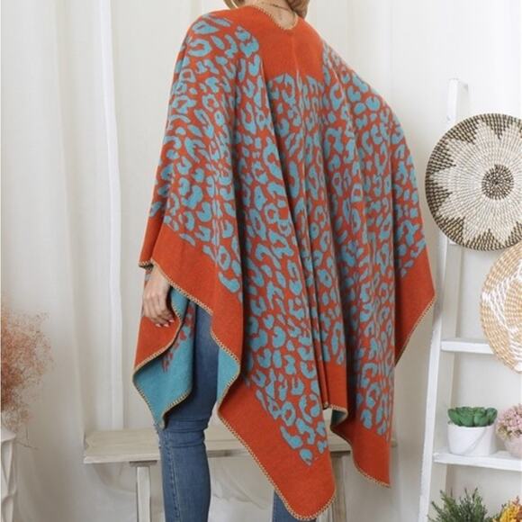 Women’s Leopard Print Ruana in Orange/Turquoise. - Picture 2 of 2